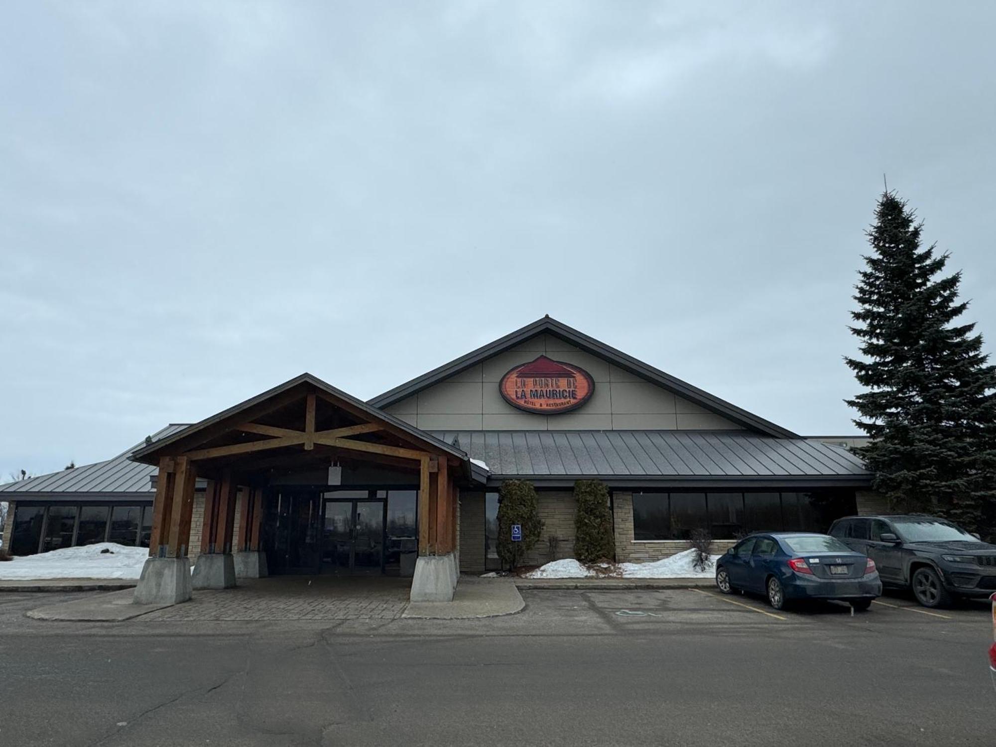 La Porte de la Mauricie Louiseville Extérieur photo